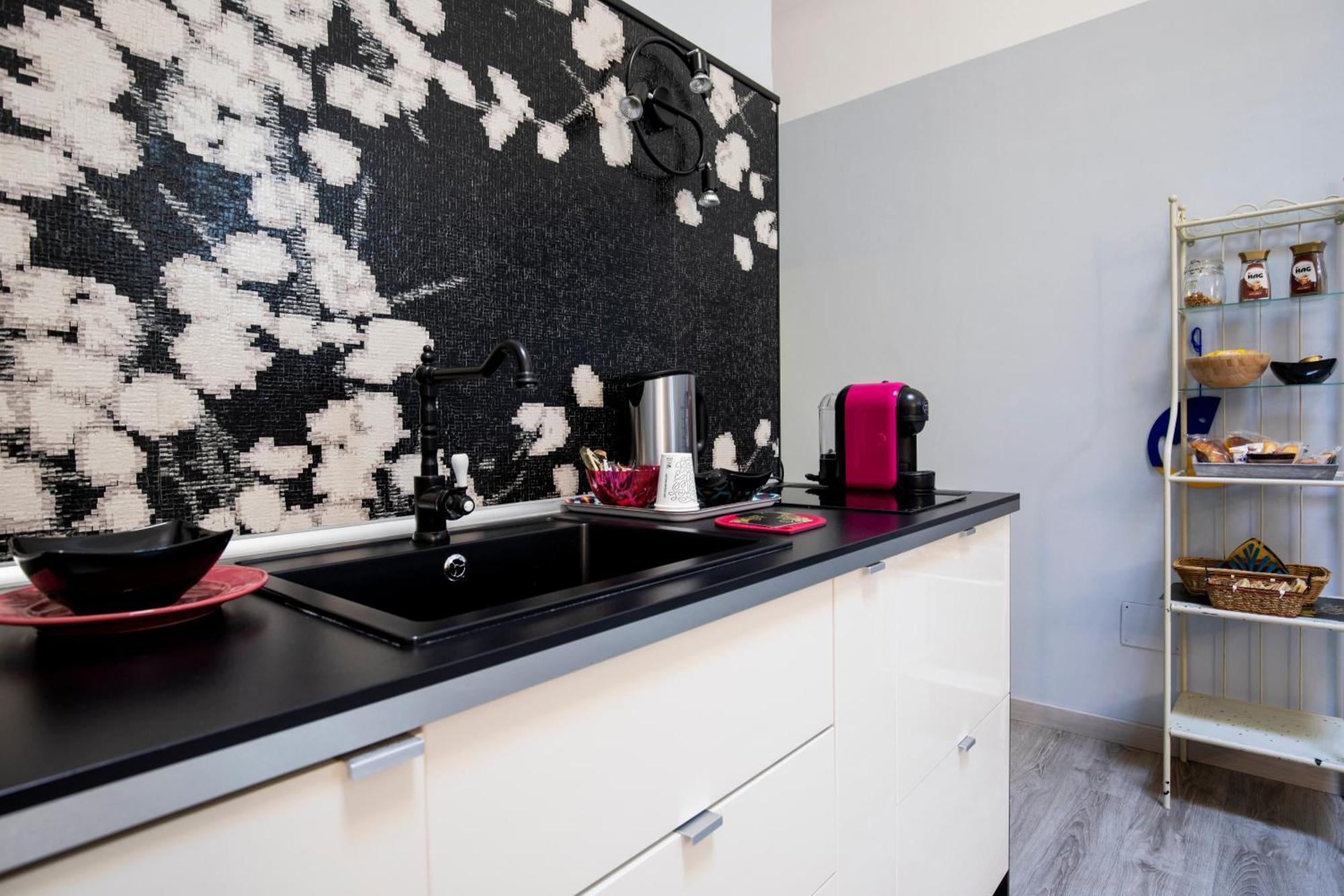 Home & More Brigida Naples Luaran gambar